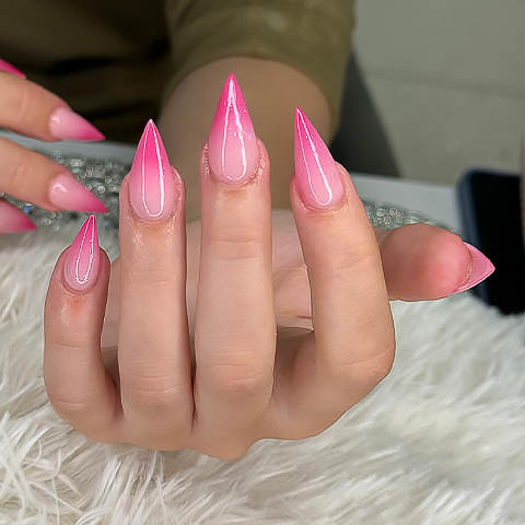 acrylic nails Norfolk